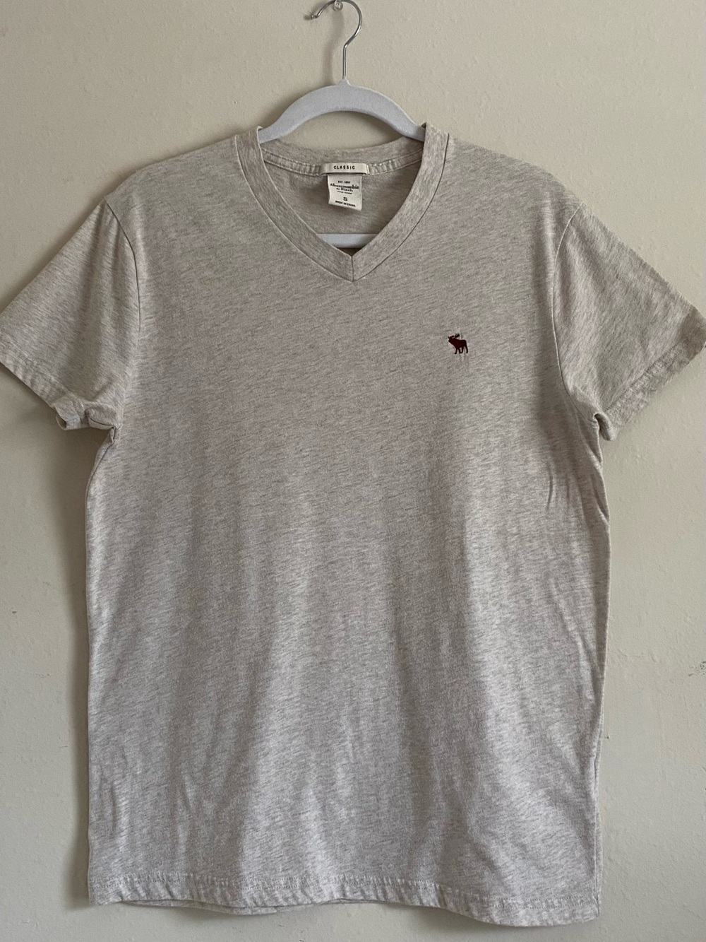 Abercrombie & Fitch Light Heather Gray V-Neck Tee with Maroon Moose Logo